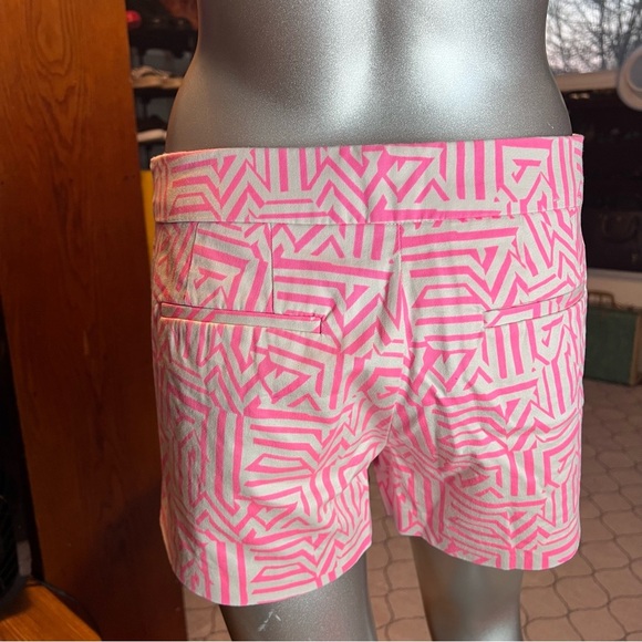 J.Crew Azalea Tiki Stretch Chino 3” Shorts Size 4 Pink & White - Picture 5 of 6